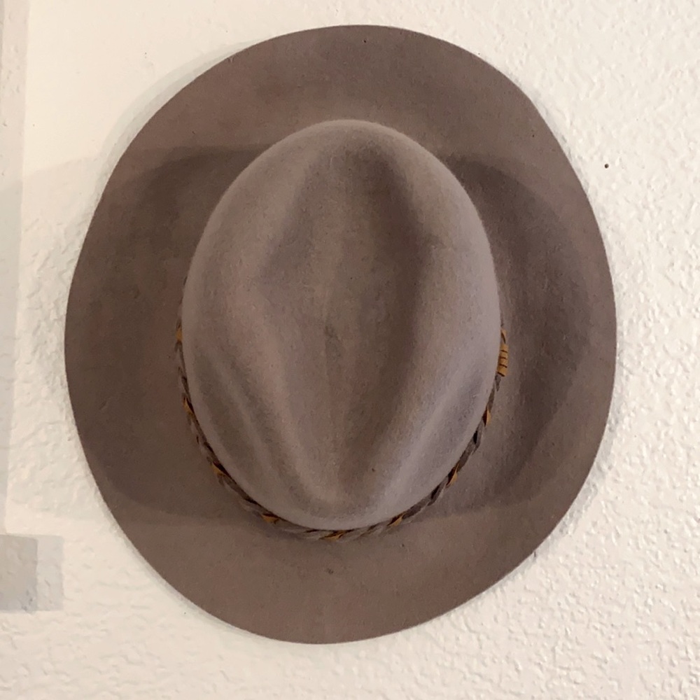 APT 9 Mauve Wool Hat
